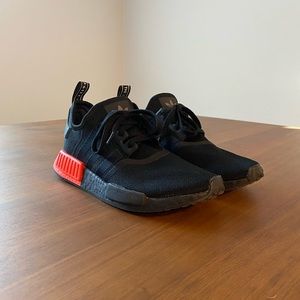 Adidas NMD R1 Japan. Black & red